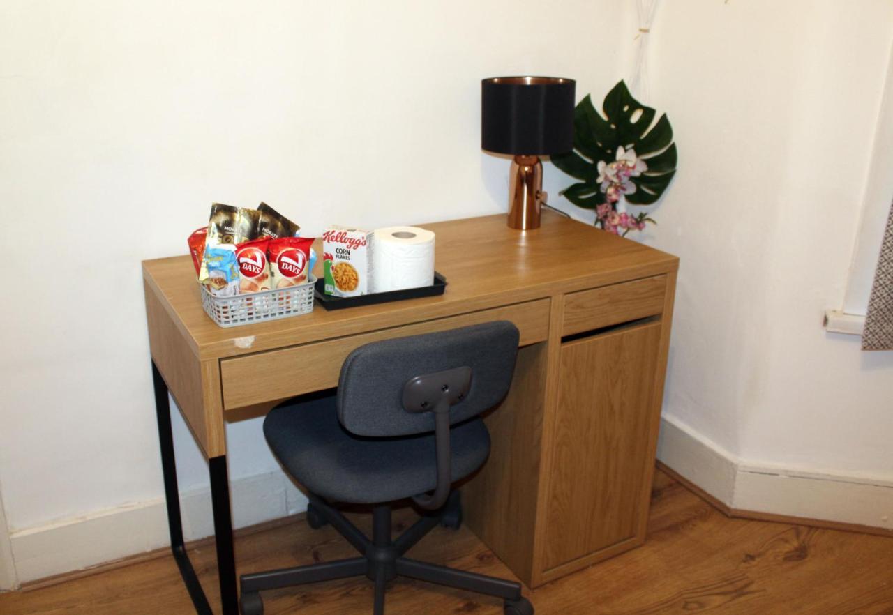 Cozy Rooms Or Apartment In London Townhouse Fast Links To Central Ngoại thất bức ảnh