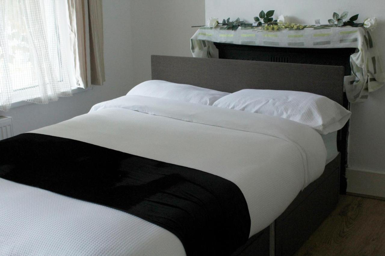 Cozy Rooms Or Apartment In London Townhouse Fast Links To Central Ngoại thất bức ảnh