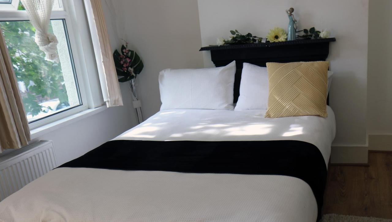 Cozy Rooms Or Apartment In London Townhouse Fast Links To Central Ngoại thất bức ảnh