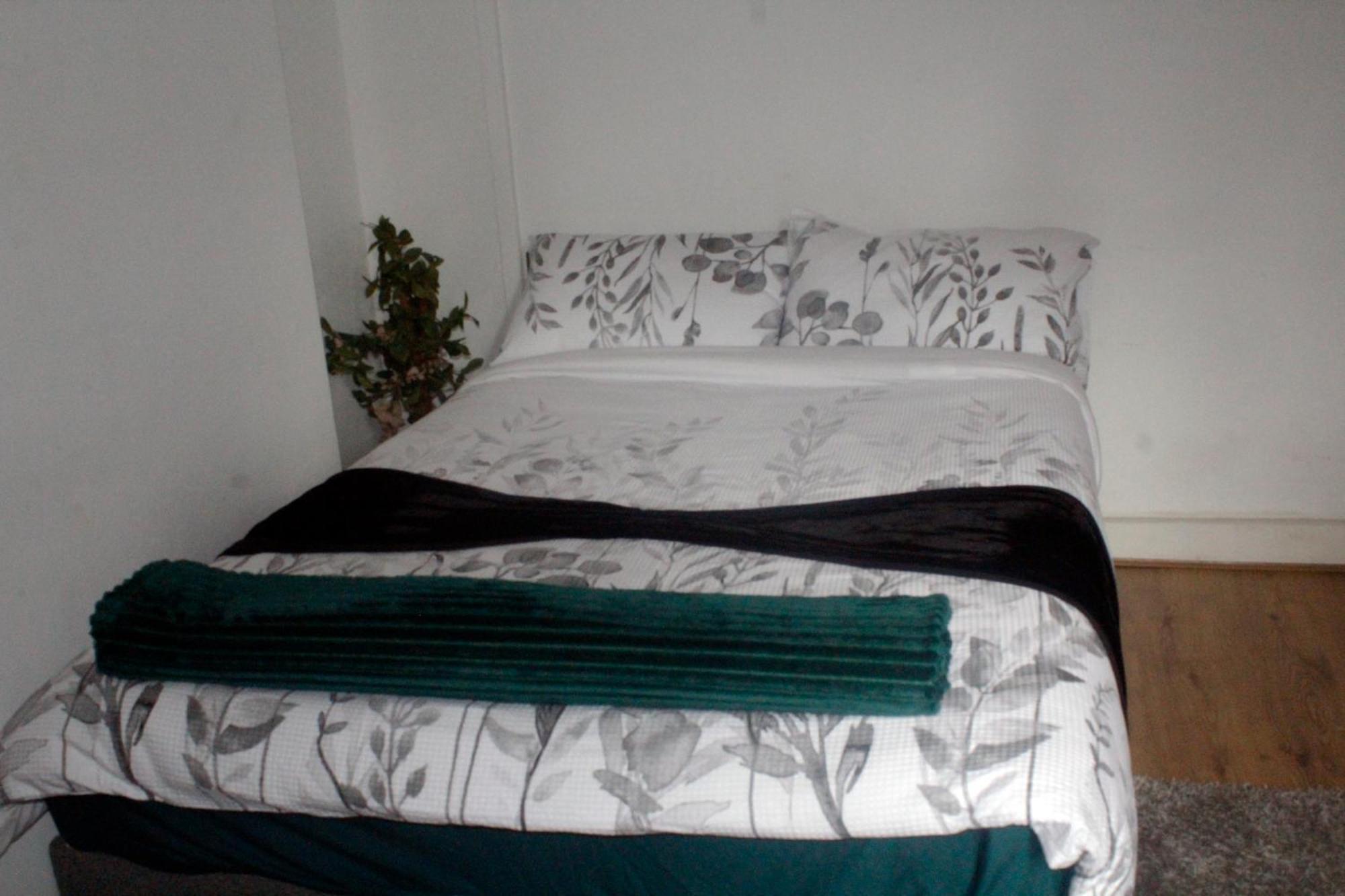 Cozy Rooms Or Apartment In London Townhouse Fast Links To Central Ngoại thất bức ảnh