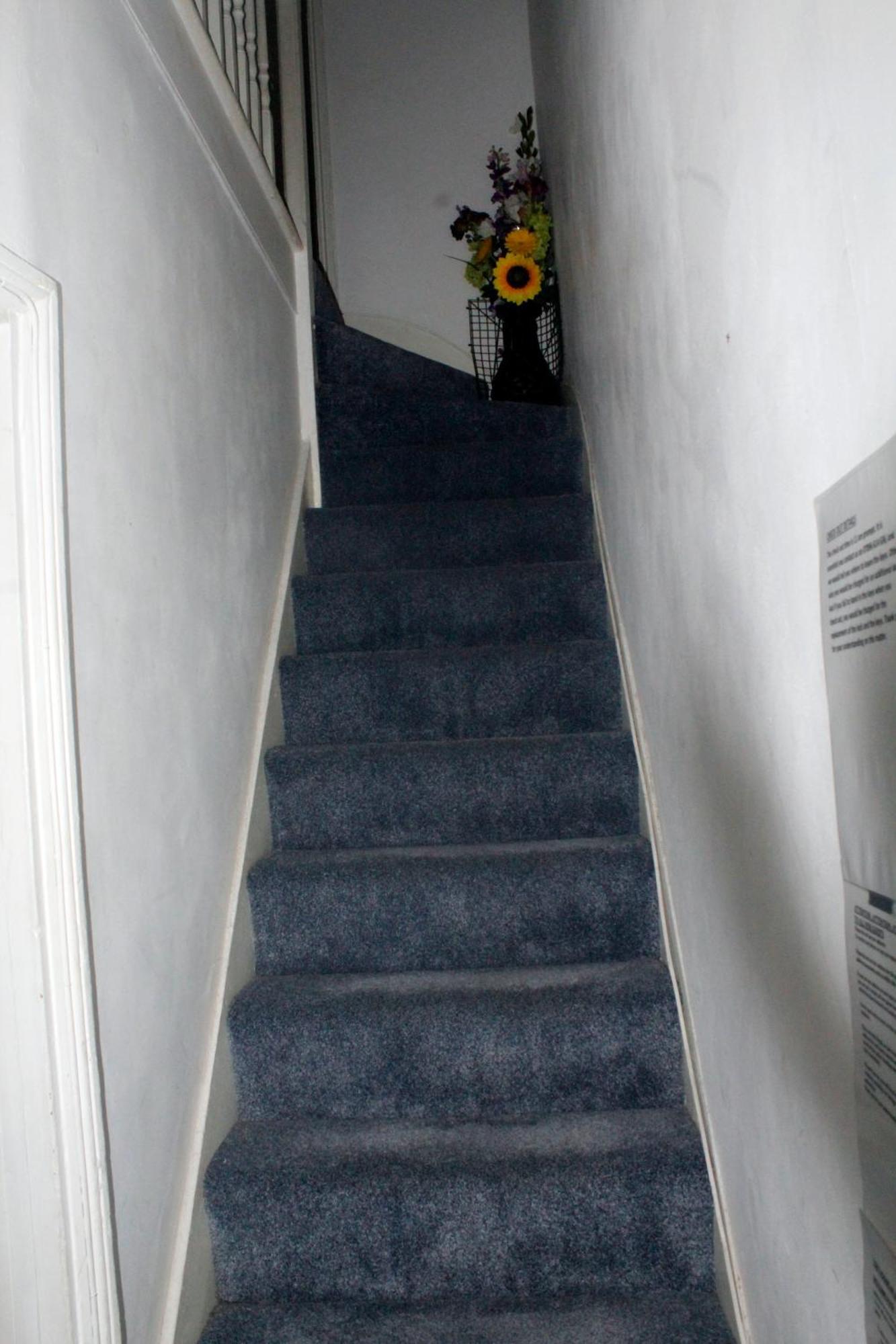 Cozy Rooms Or Apartment In London Townhouse Fast Links To Central Ngoại thất bức ảnh